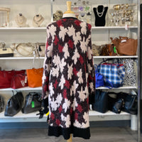 Load image into Gallery viewer, Lane Bryant Size 18/20 PLUS
