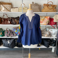 Load image into Gallery viewer, Lilly Pulitzer Size SMALL TOPS
