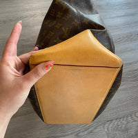 Load image into Gallery viewer, Louis Vuitton DESIGNER
