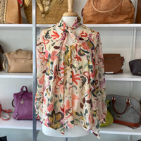 Load image into Gallery viewer, CHICOS Size 12 TOPS
