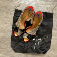 Load image into Gallery viewer, Giuseppe Zanotti Size 8 DESIGNER
