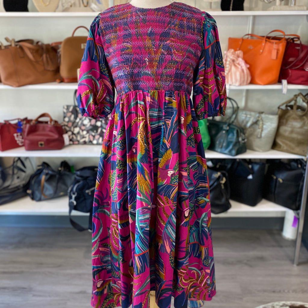 FARMRIO Size MED BOUTIQUE