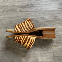 Load image into Gallery viewer, Sam Edelman Size 9 1/2 SHOE
