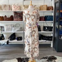 Load image into Gallery viewer, See By Chloe Size 8 BOUTIQUE

