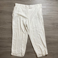 Load image into Gallery viewer, Abercrombie &amp; Fitch Size 34/18 PLUS

