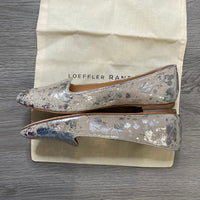 Load image into Gallery viewer, Loeffler Randall Size 8 BOUTIQUE
