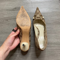 Load image into Gallery viewer, GUCCI Size 6 1/2 DESIGNER
