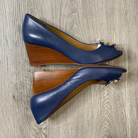 Load image into Gallery viewer, Tory Burch Size 7 1/2 BOUTIQUE
