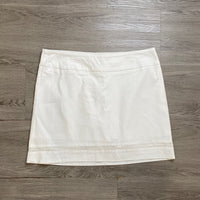 Load image into Gallery viewer, CROWN &amp; IVY Size 14 SKIRT
