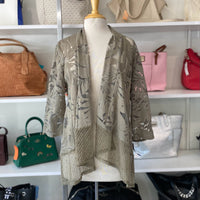 Load image into Gallery viewer, CHICOS Size LARGE TOPS
