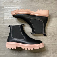 Load image into Gallery viewer, Dolce Vita Size 8 1/2 SHOE
