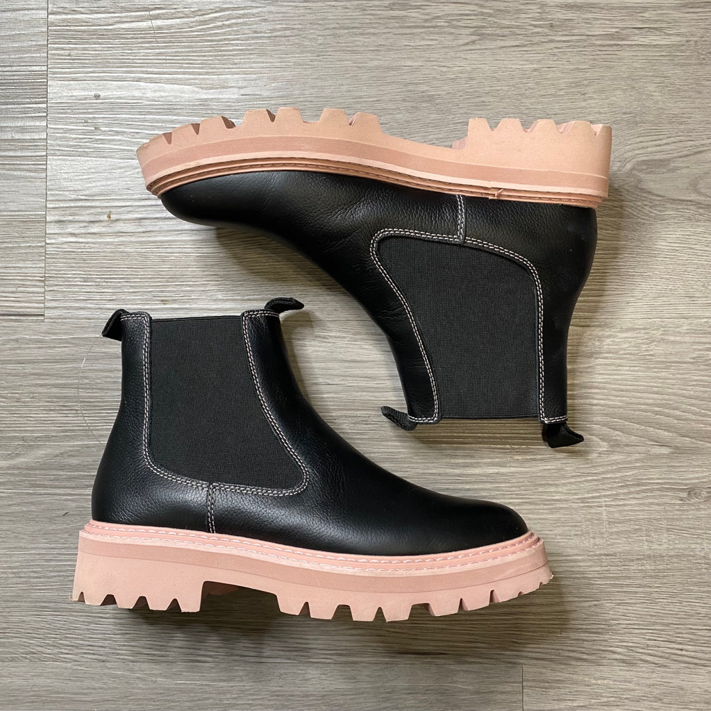 Dolce Vita Size 8 1/2 SHOE