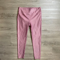 Load image into Gallery viewer, Noli Active Size LARGE ATHLETIC WEAR
