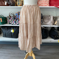Load image into Gallery viewer, VELVET Size SMALL SKIRT
