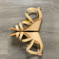 Load image into Gallery viewer, Jessica Simpson Size 8 SHOE
