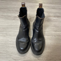 Load image into Gallery viewer, Louis Vuitton Size 37.5 DESIGNER
