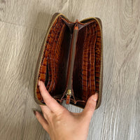 Load image into Gallery viewer, BRAHMIN BOUTIQUE
