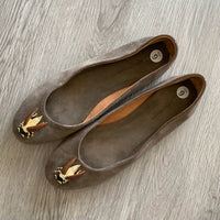 Load image into Gallery viewer, PILCRO Size 9 SHOE

