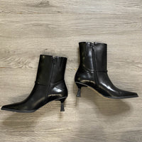 Load image into Gallery viewer, MATISSE Size 6 SHOE
