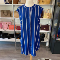 Load image into Gallery viewer, BB DAKOTA Size MED DRESS
