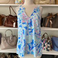 Load image into Gallery viewer, Lilly Pulitzer Size XL TOPS
