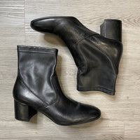 Load image into Gallery viewer, Lamica Size 9 BOUTIQUE
