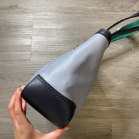 Load image into Gallery viewer, COACH Size BOUTIQUE
