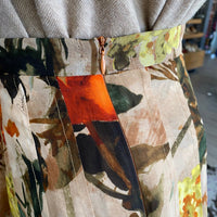 Load image into Gallery viewer, BURBERRY Size 8 DESIGNER
