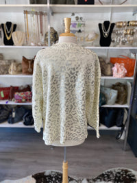 Load image into Gallery viewer, And The Why Size M/L TOPS
