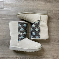 Load image into Gallery viewer, UGG Size 7 BOUTIQUE
