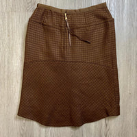 Load image into Gallery viewer, Louis Vuitton Size 4 DESIGNER
