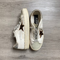 Load image into Gallery viewer, Golden Goose Size 7 1/2 DESIGNER
