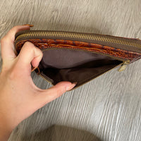 Load image into Gallery viewer, BRAHMIN BOUTIQUE
