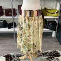 Load image into Gallery viewer, J. Peterman Size MED BOUTIQUE
