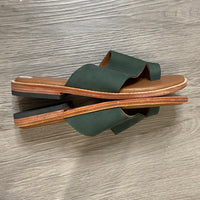 Load image into Gallery viewer, IKWETTA Size 10 1/2 SHOE
