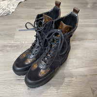 Load image into Gallery viewer, Louis Vuitton Size 37.5 DESIGNER
