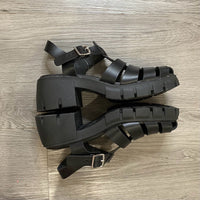 Load image into Gallery viewer, Madden NYC Size 8 SHOE

