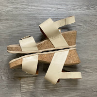Load image into Gallery viewer, EARTH Size 8 SHOE
