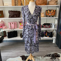 Load image into Gallery viewer, DIANE VON FURSTENBERG Size 6 BOUTIQUE

