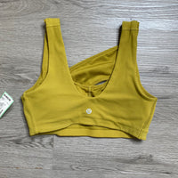 Load image into Gallery viewer, Lululemon Size 4 ATHLETIC WEAR
