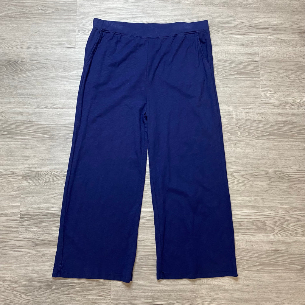 MODODOC Size LARGE PANTS